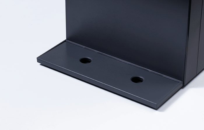 DETACHABLE BOTTOM TRAY